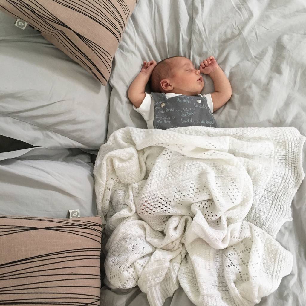 'Daddy Is The Best' Grey Baby Romper